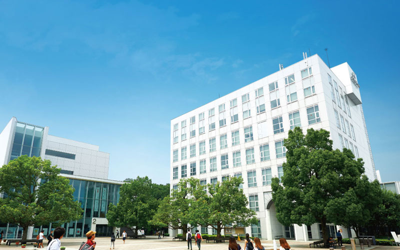 東京国際大学